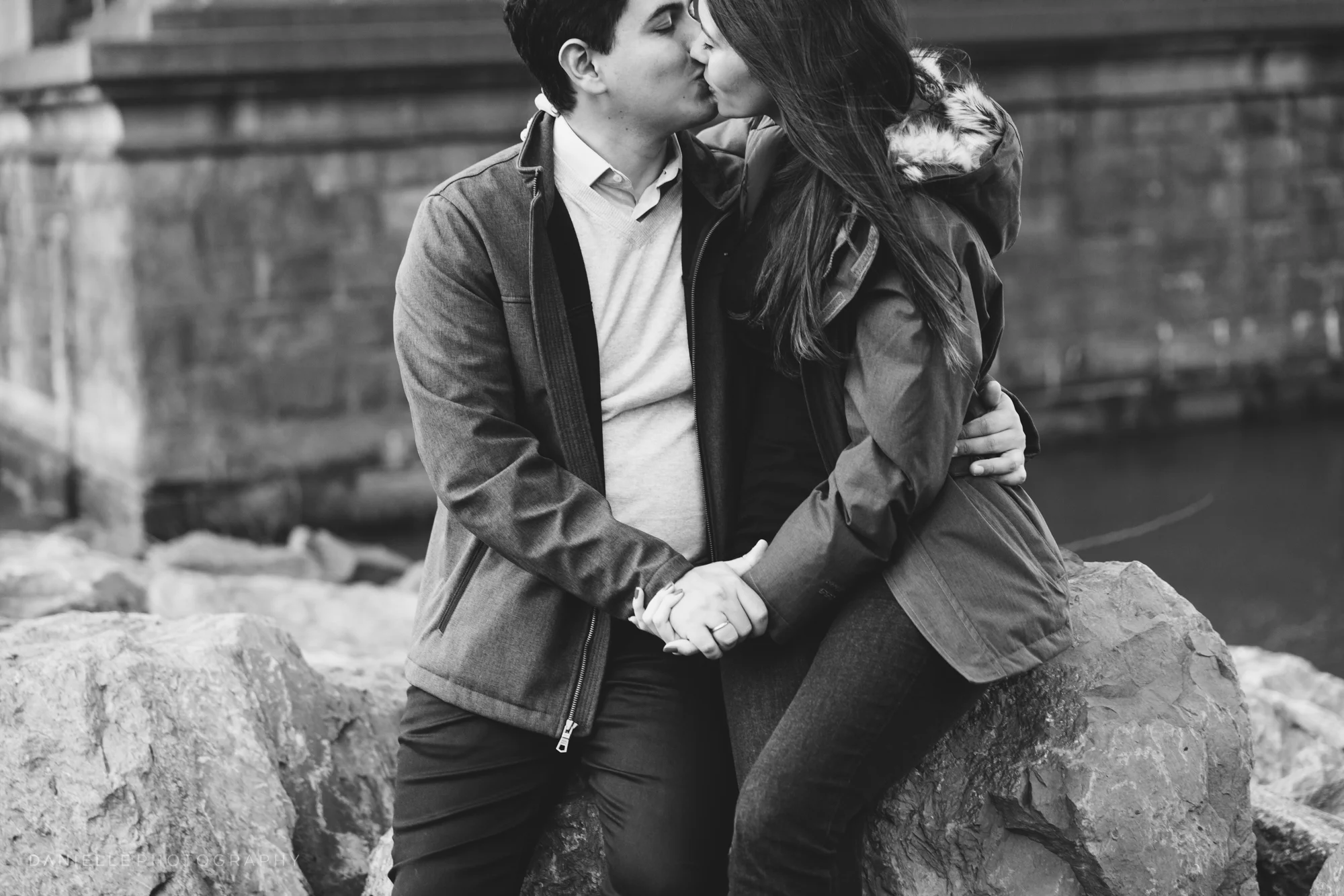 @DaniellePhotographySA_New_York_Engagement_DUMBO-100.jpg