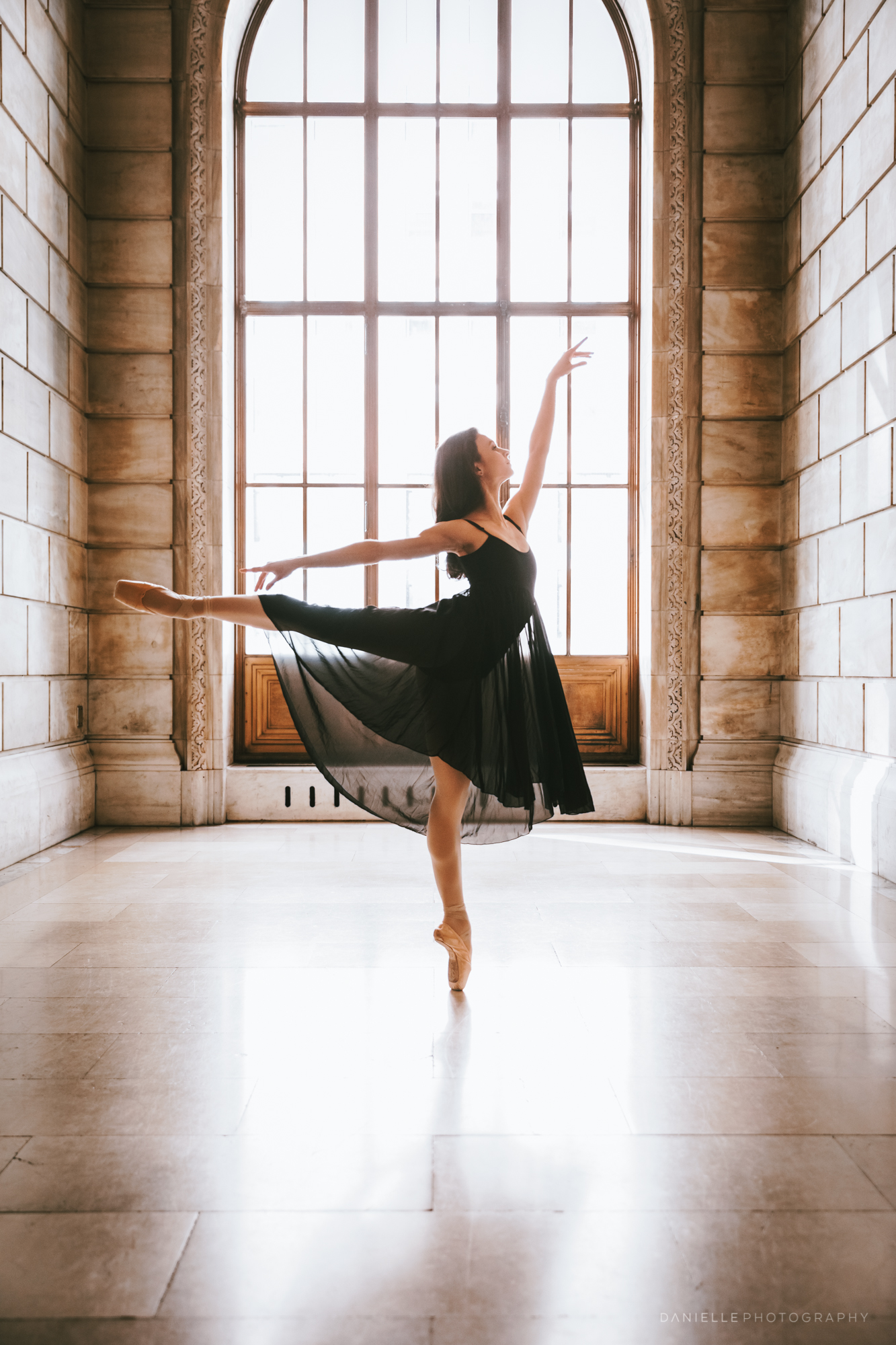 @DaniellePhotographySA_Ballerina_Photoshoot_NYPL-23-21.jpg