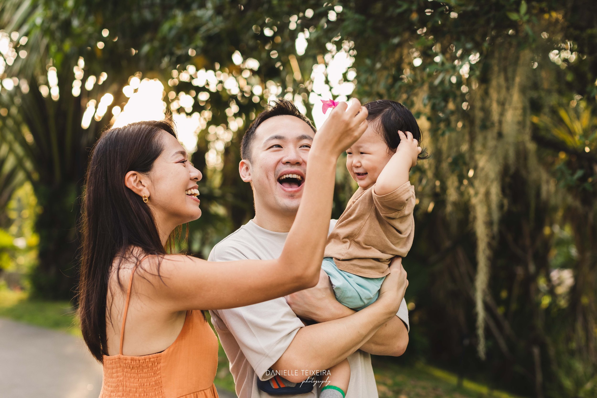 @DanielleTeixeira_Family_Photoshot_Gardens_By_The_Bay_Akiko-92.jpg