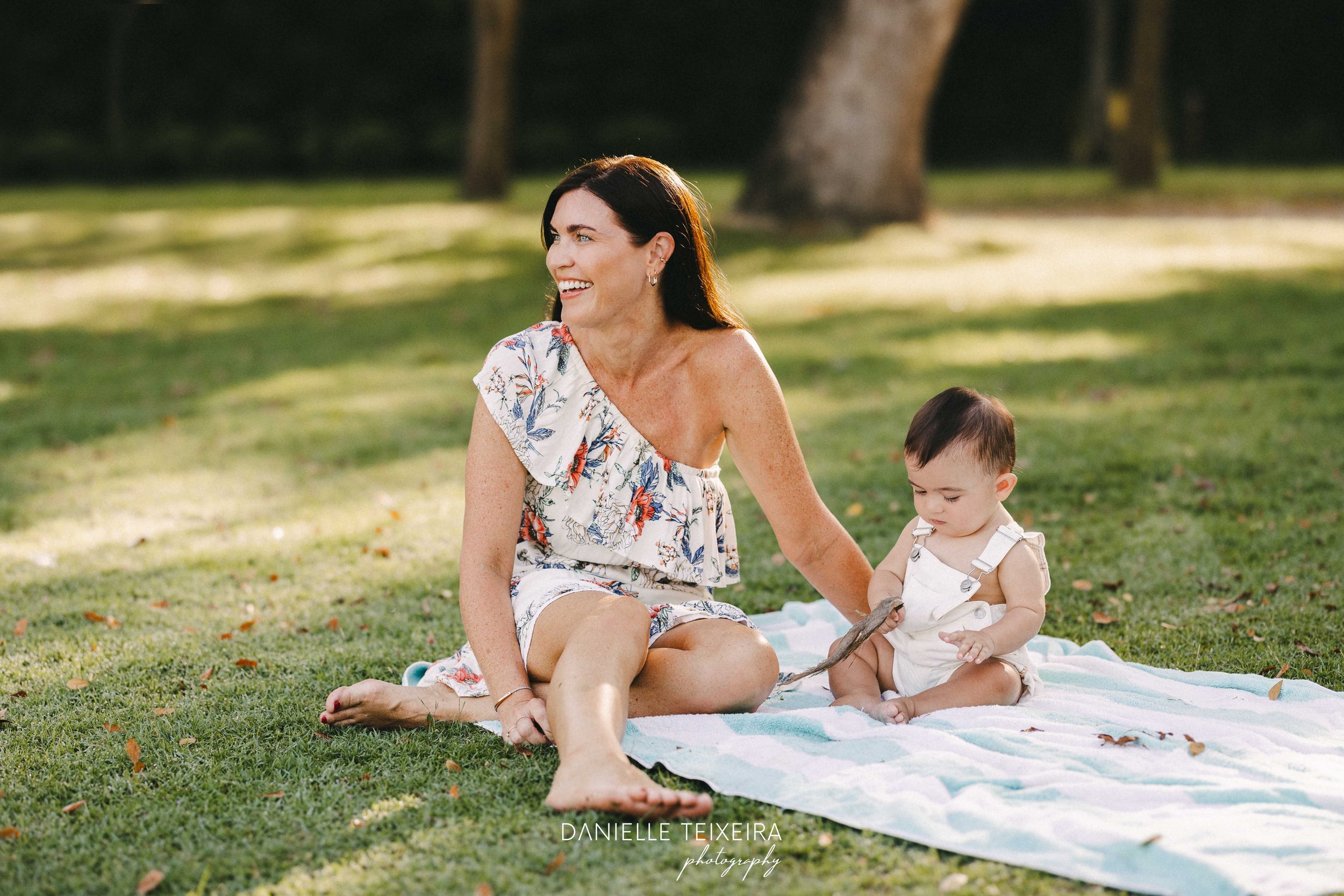 @DanielleTeixeira_Family_Photoshoot_Beach_Singapore_Nellie-88.jpg