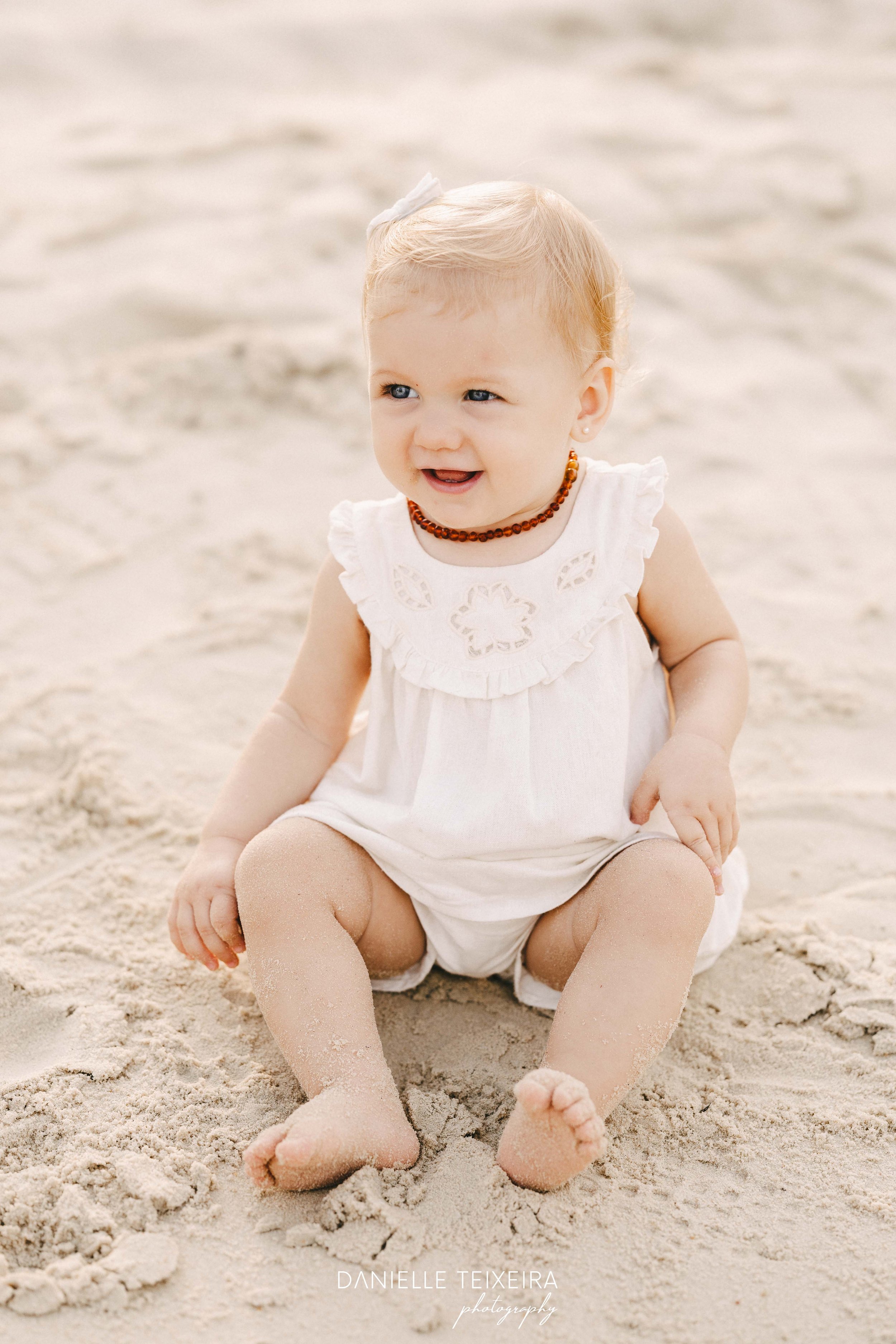 @DanielleTeixeira_Family_Photoshoot_Sentosa_Beach_Singapore_Luciana-82.jpg