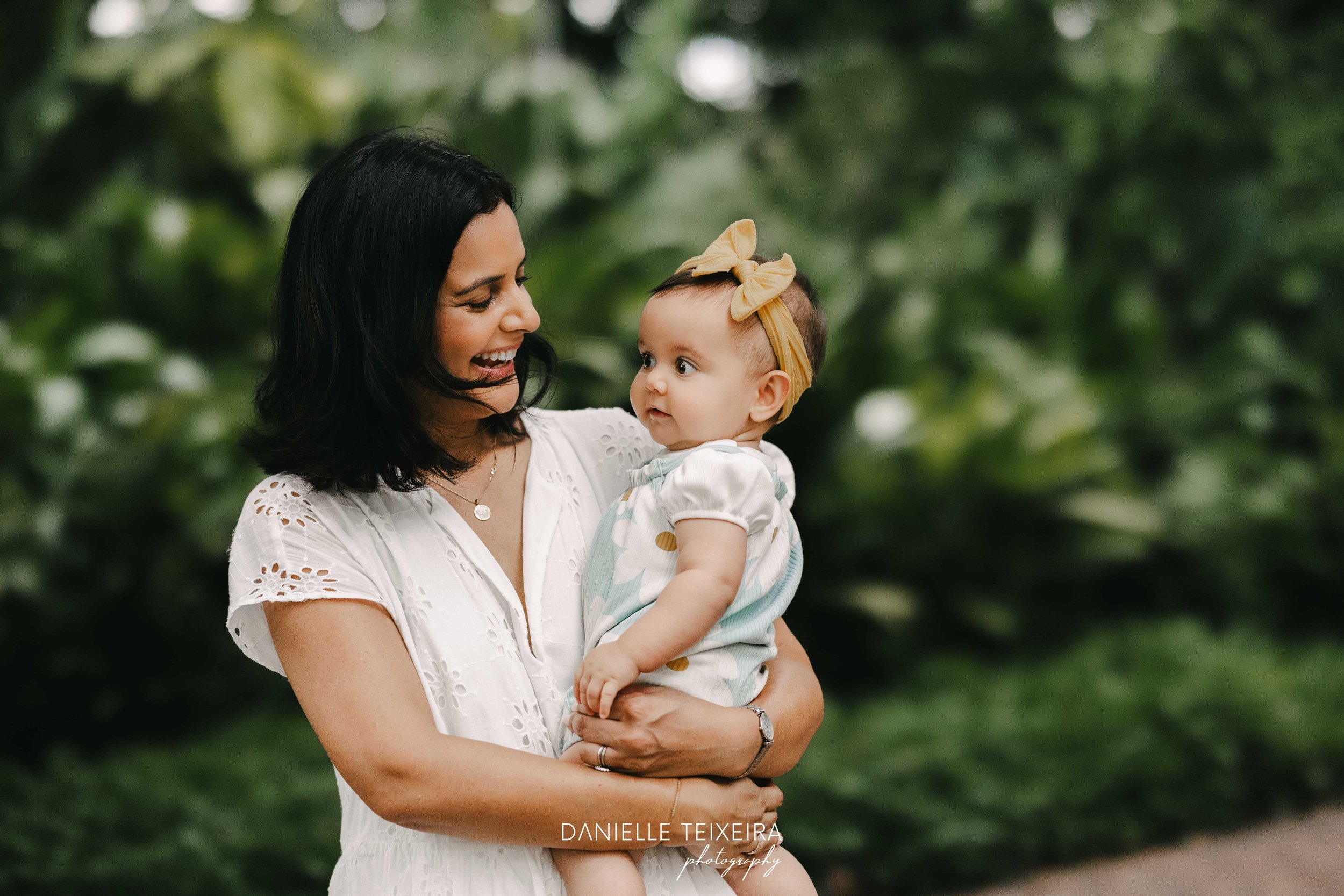 @DanielleTeixeira_Family_Photoshoot_Fort_Canning_Park_Reena-39.jpg