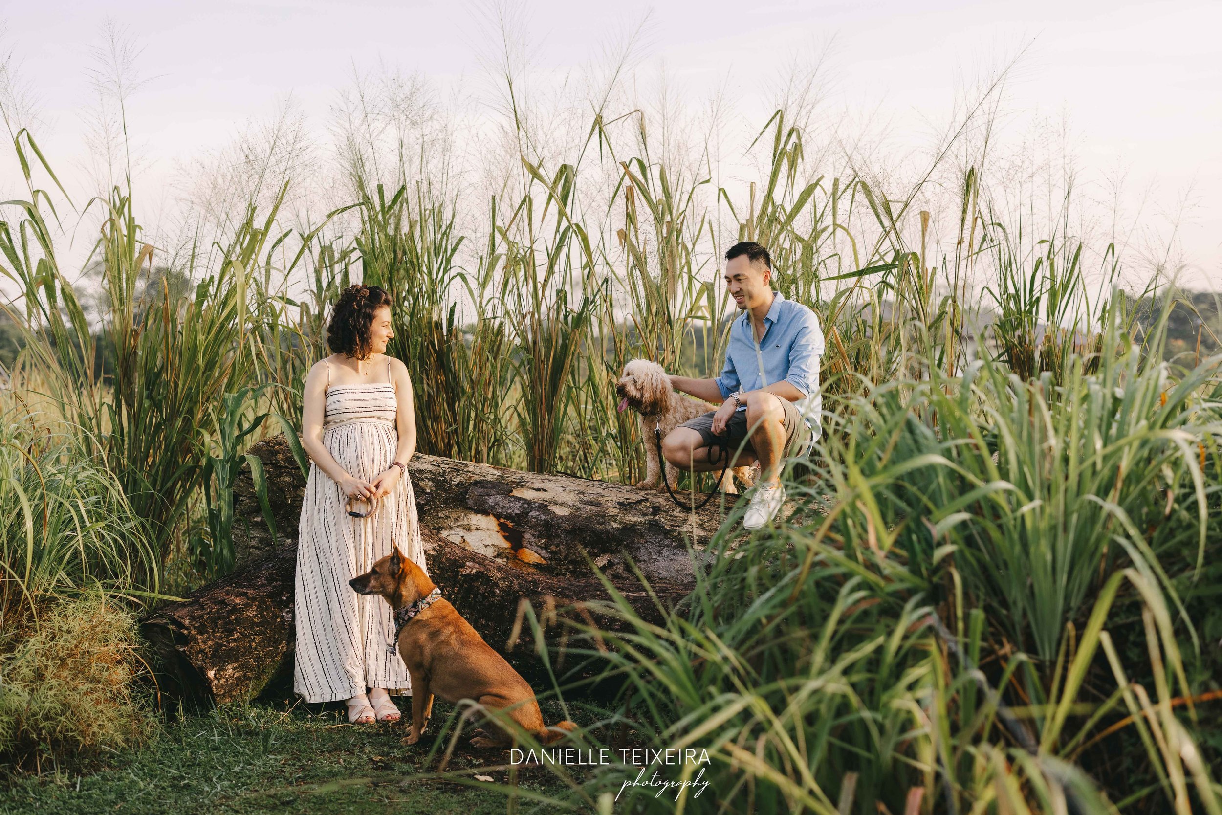 @DanielleTeixeira_Maternity_Photoshoot_Jurong_Lake_Saba-18.jpg