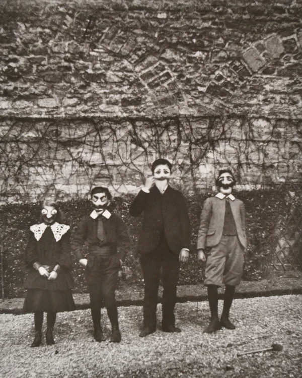 Jacques Henri Lartigue, 40 Rue Cortambert, 1903, silver gelatin print.