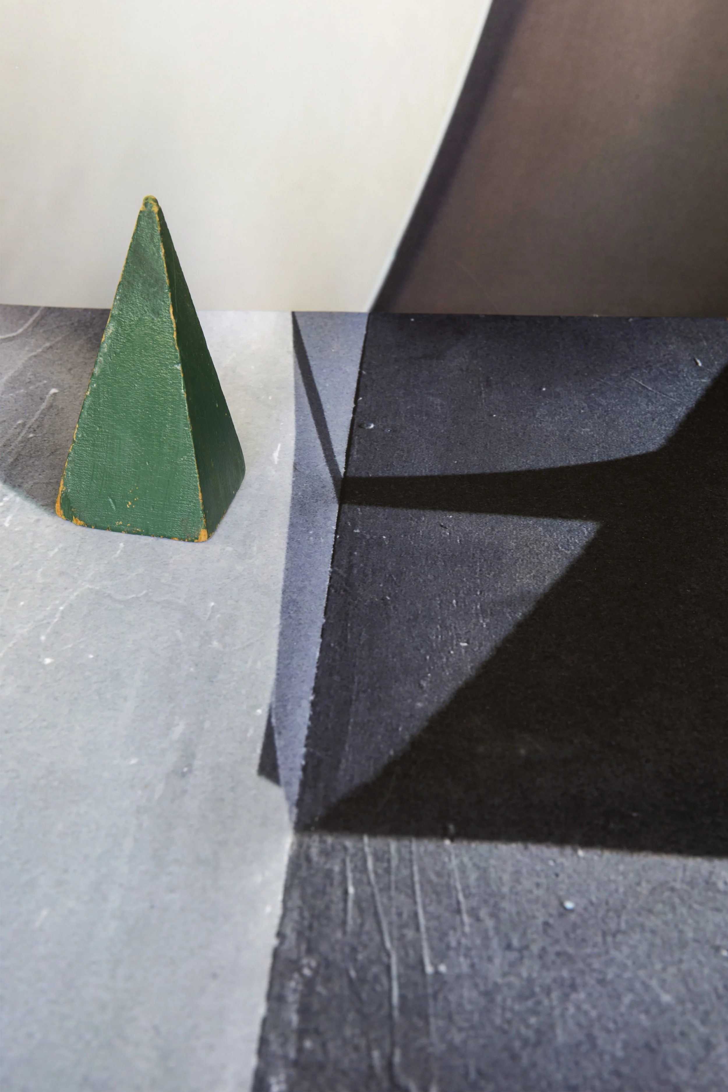 Ali McCann, Polytechnic (Figure 3), 2018, digital C-Type print.