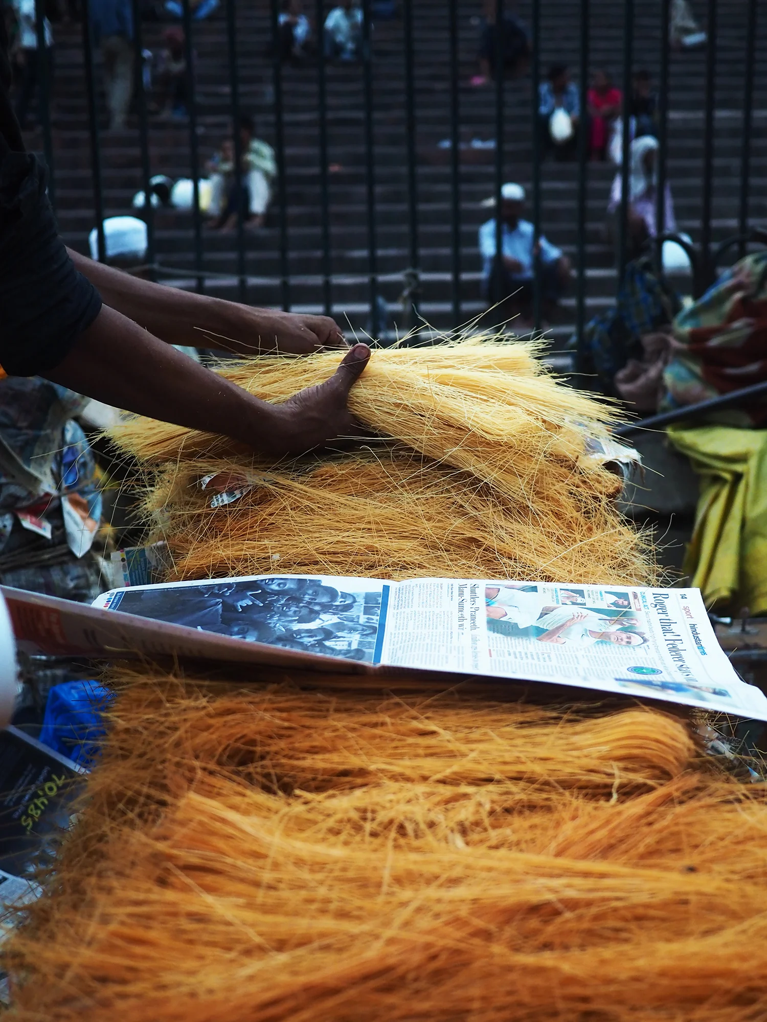 Selling seviya in huge bundles.