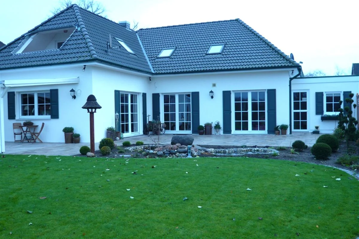 Exterior External Window Shutters (75).jpg