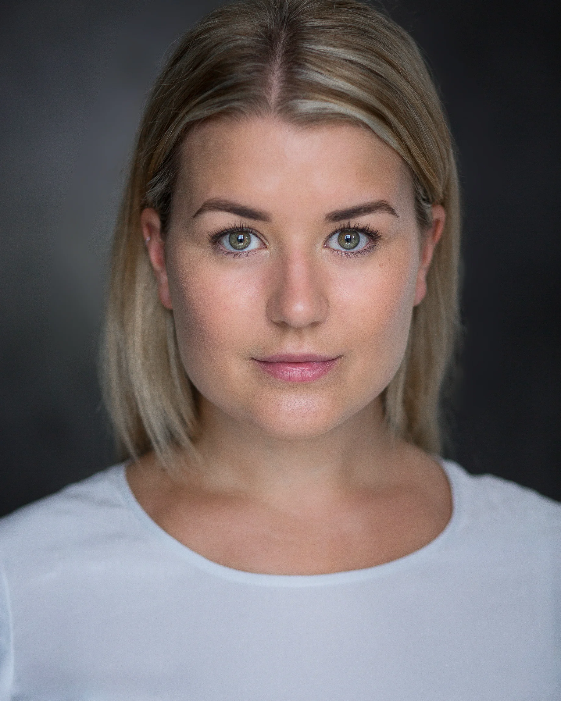MILLY DOWNING