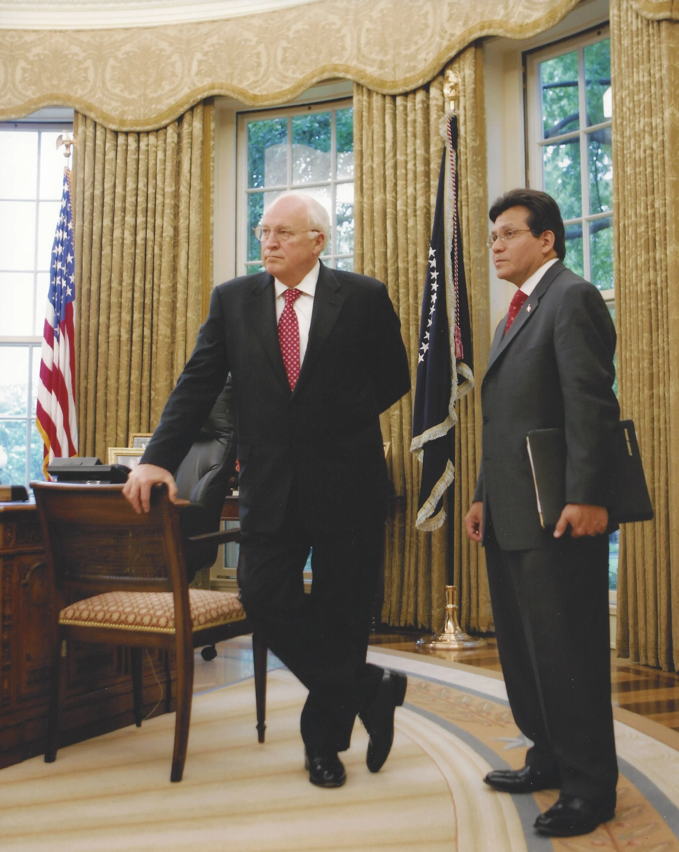 2005, Credit DoJ, Oval Office, Dick Cheney, ARG.jpg