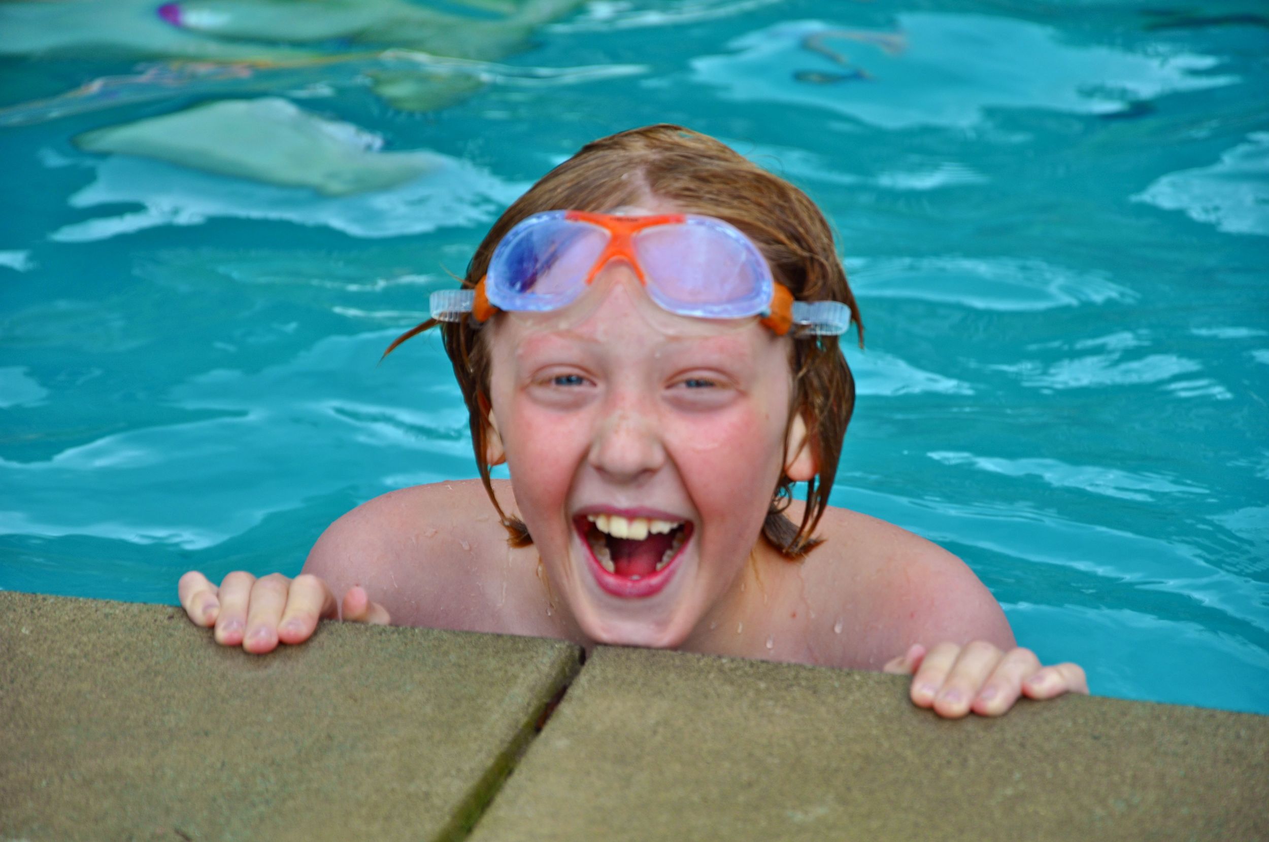 grange-22cheesing22-in-the-pool.jpg