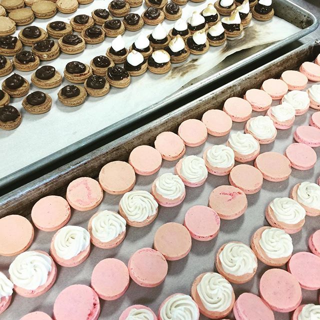 Macaron madness at Art Institute - for Portfolio Show! Rose petal shells with Champagne buttercream and S'mores....#amoretti #macaron #pastrychef #baking