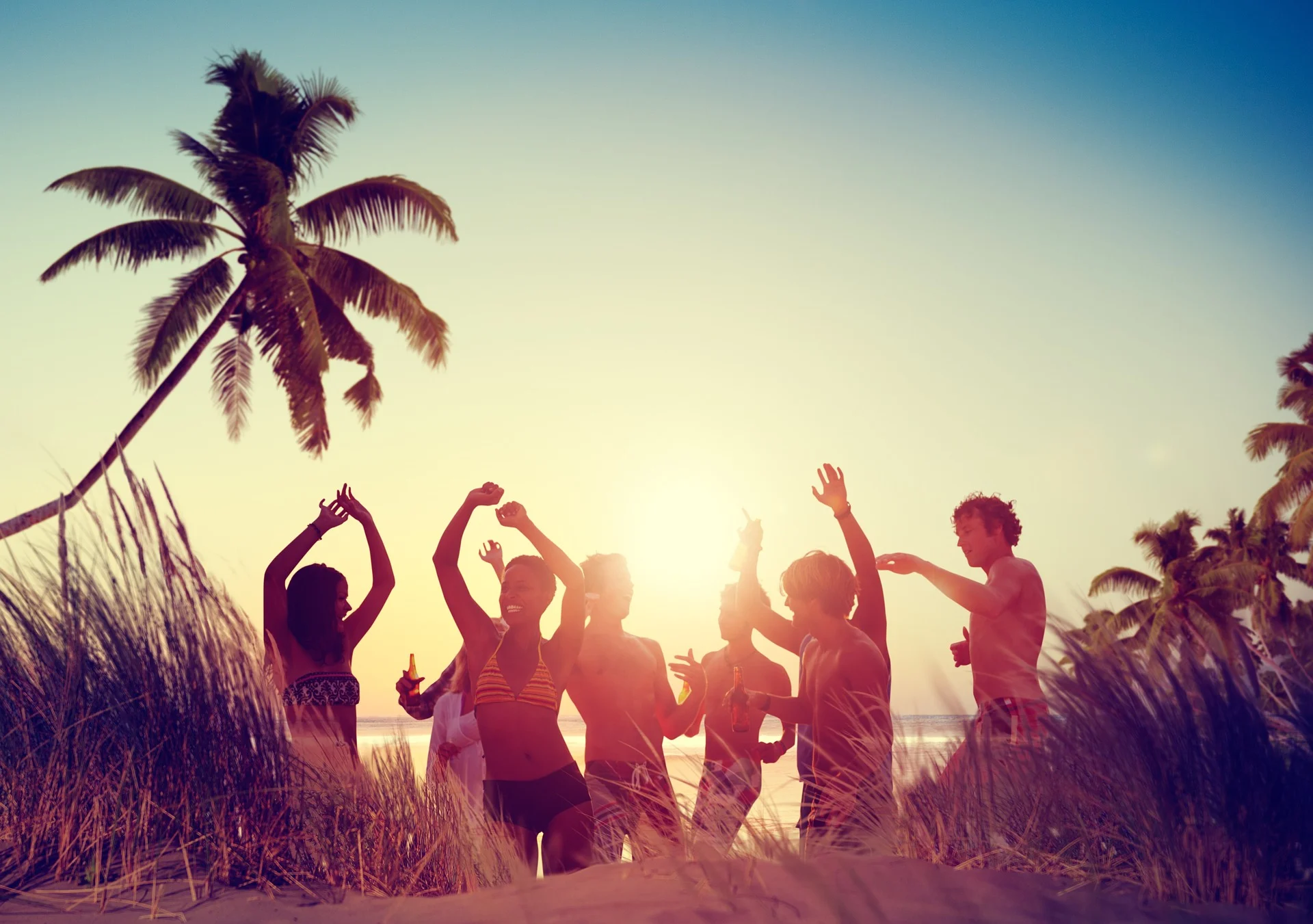 beach-2433476_1920.jpg