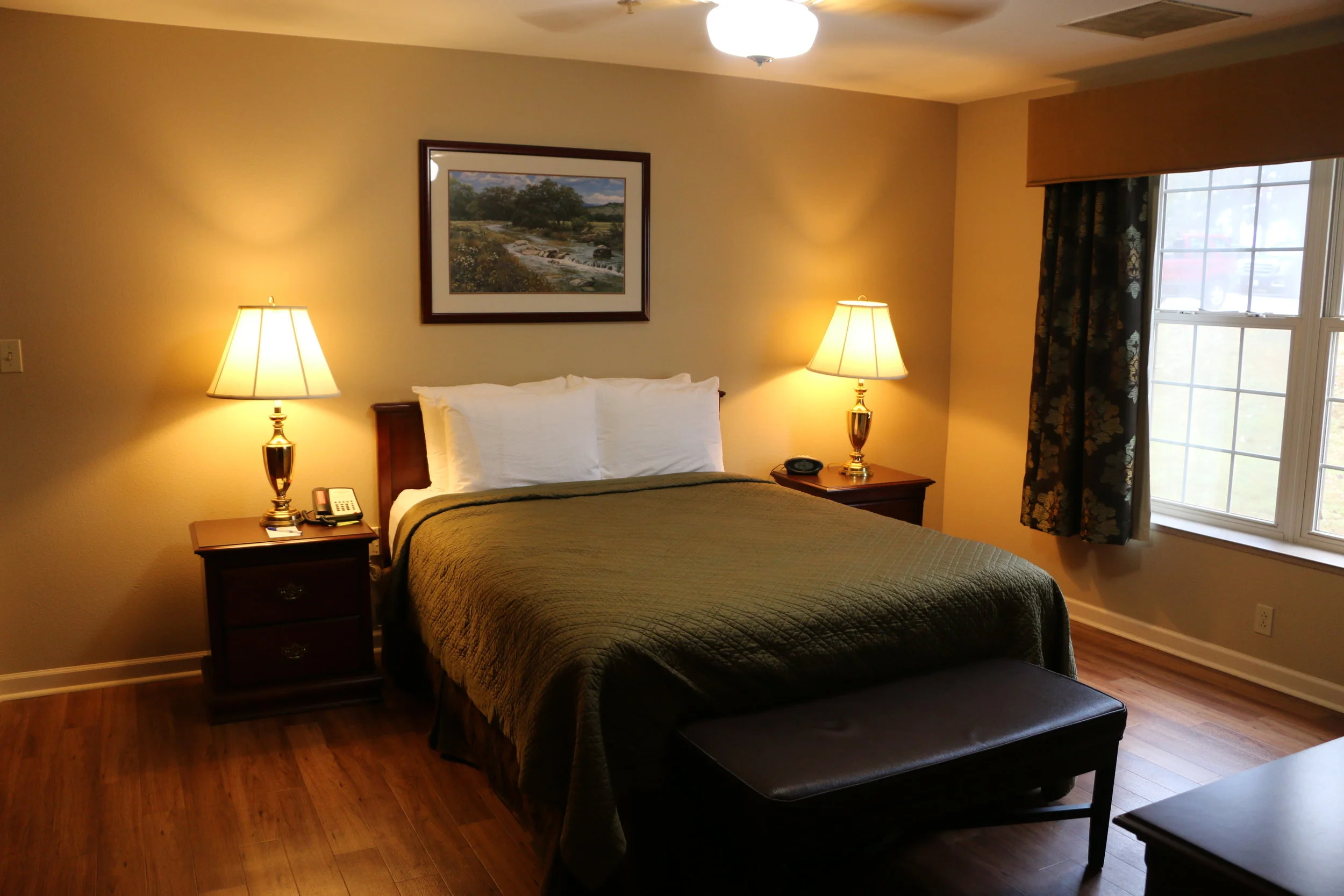 razorback inn little rock afb lodging