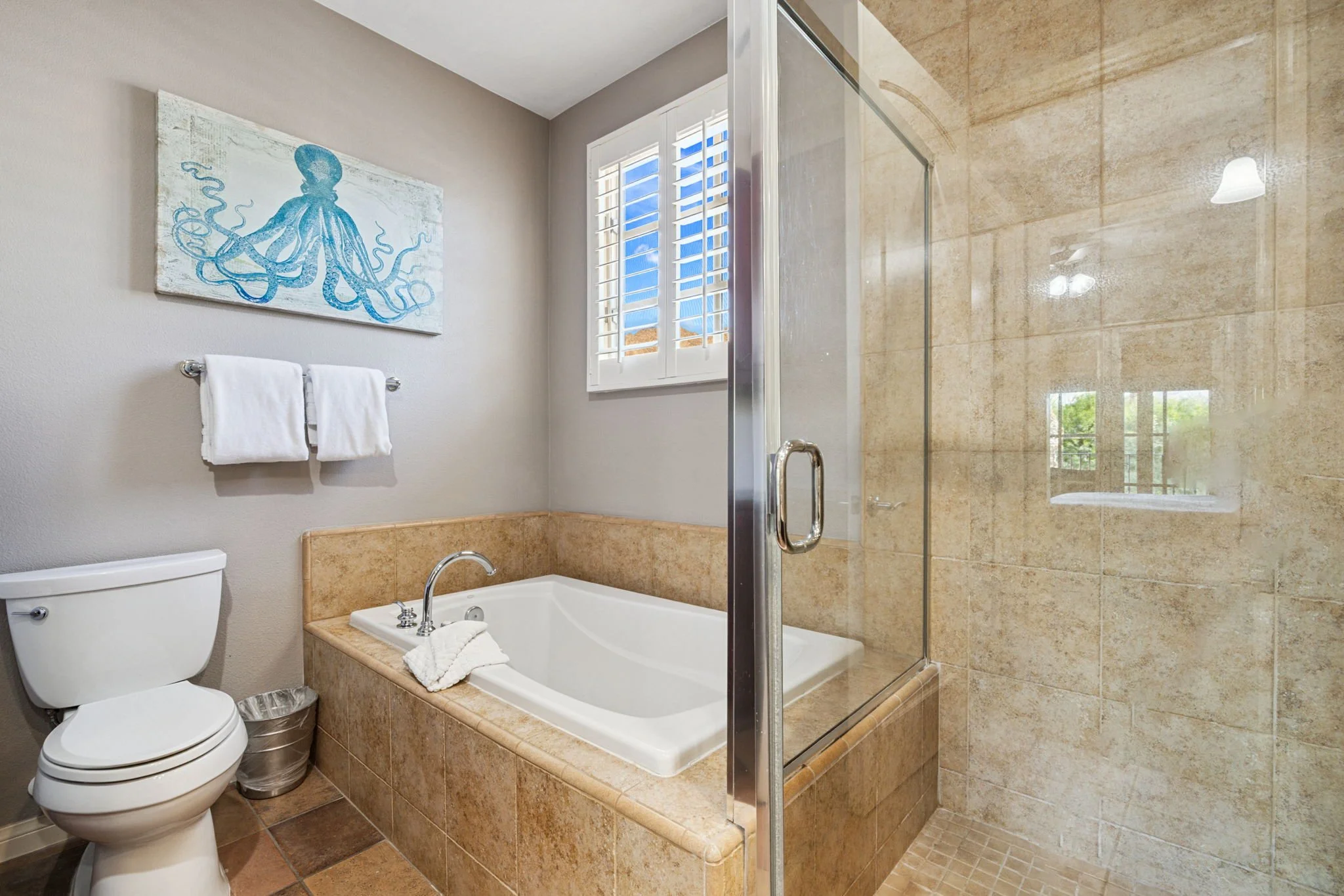 King Suite II