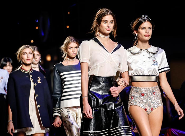 From L to R: Hailey Baldwin, Stella Maxwell, Taylor Hill and Sara Sampaio close the show; image via