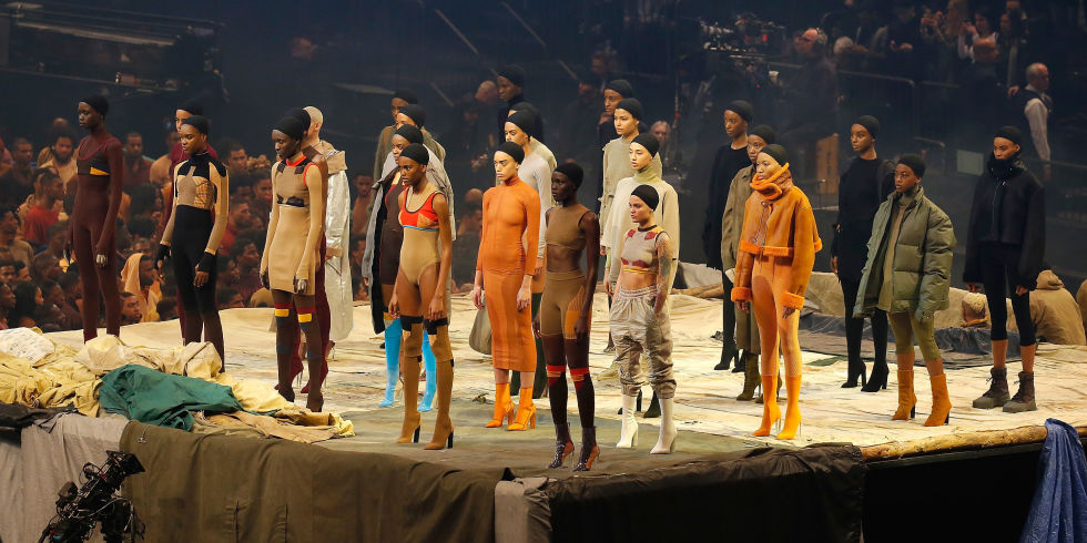 Defiant models closing the show; image via
