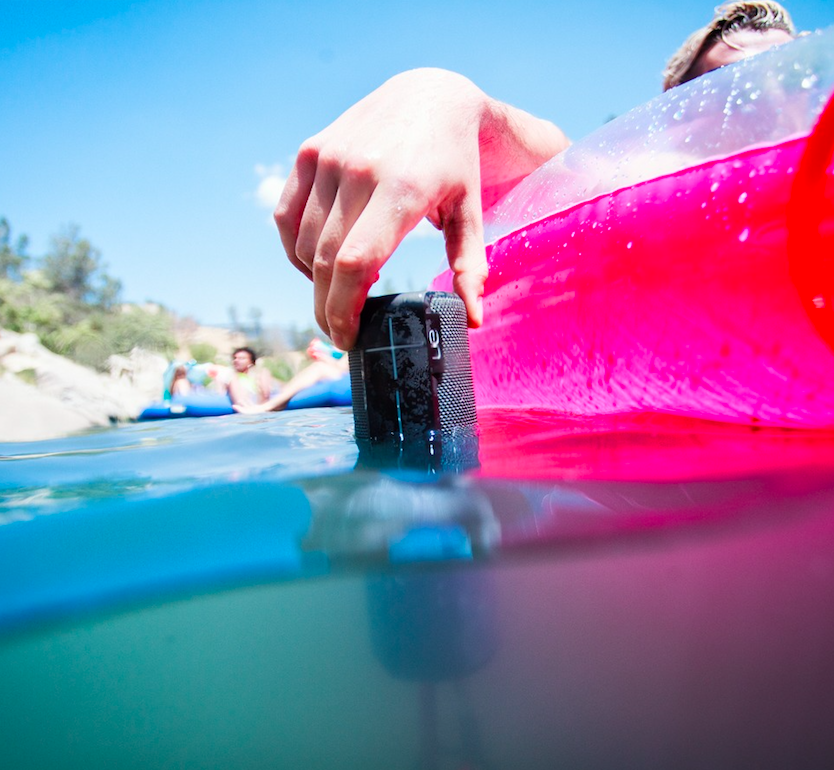 UE BOOM 2 waterproof speaker