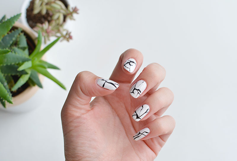 marble nails.jpg