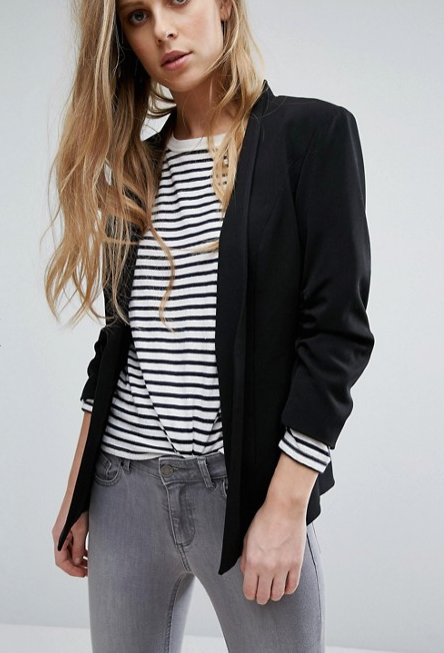 RUCHED SLEEVE BLAZER