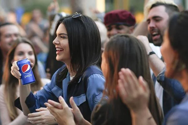 104385867-kendall-jenner-pepsi-1.600x400.jpg