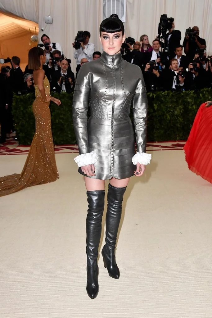 Shailene Woodley in Ralph Lauren