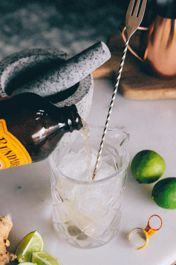 5 Easy, Breezy Summer Cocktails