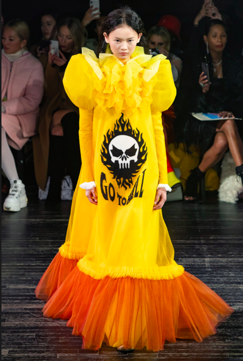 Viktor and Rolf Spring 2019 Couture