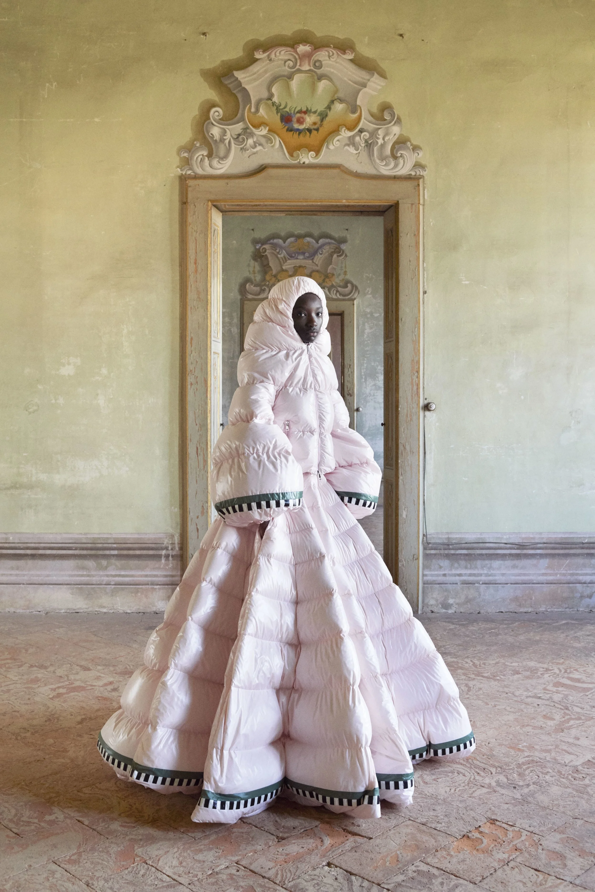 00002-MONCLER-PIERPAOLO-PICCIOLI-FALL-2019-READY-TO-WEAR (1).jpg