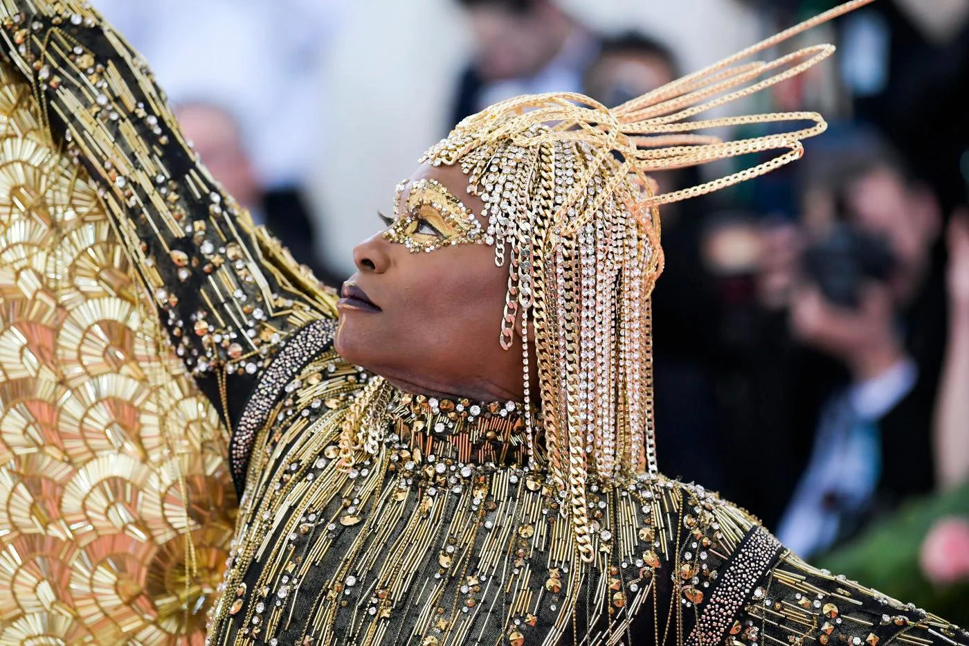 Pose on FX star Billy Porter wore an Egyptian-inspired body suit designed by the Blonds, and he was carried into the gala via Sedan Chair by six chairmen. Image via