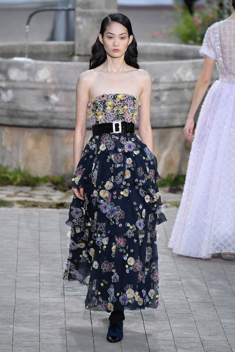 hbz-chanel-couture-2020-gettyimages-1200930414.jpg