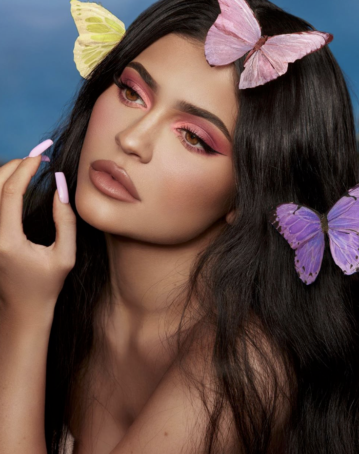 kylie pink eyeshadow.png