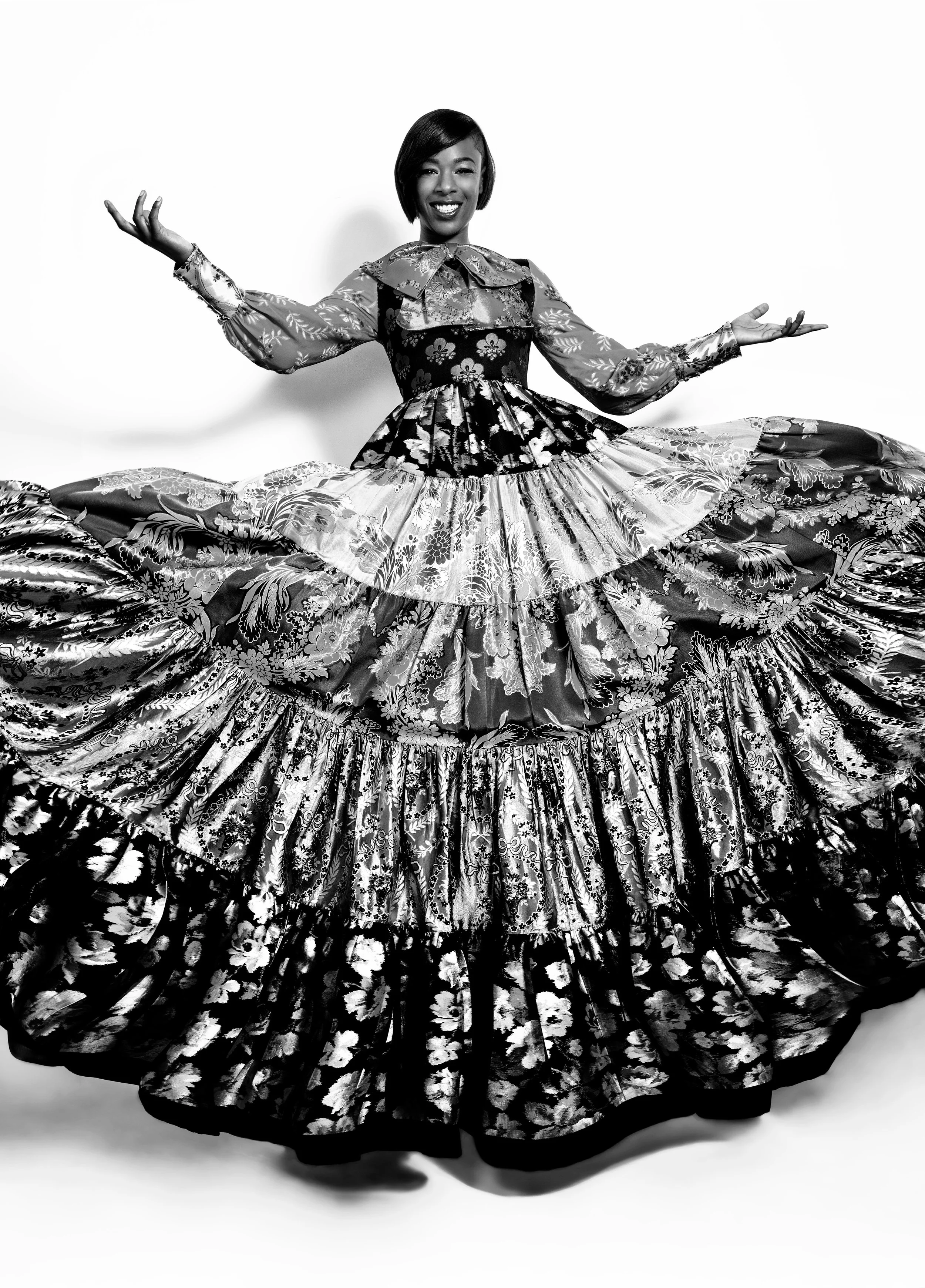 170923_RE_OUT100_SamiraWiley_Final5Cover_311v1bw.jpg