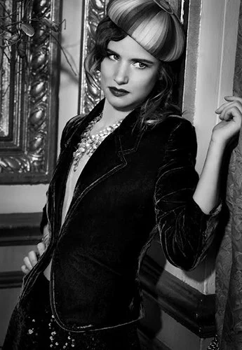 Juliett+Lewis_Red_095_Final_BW.jpg