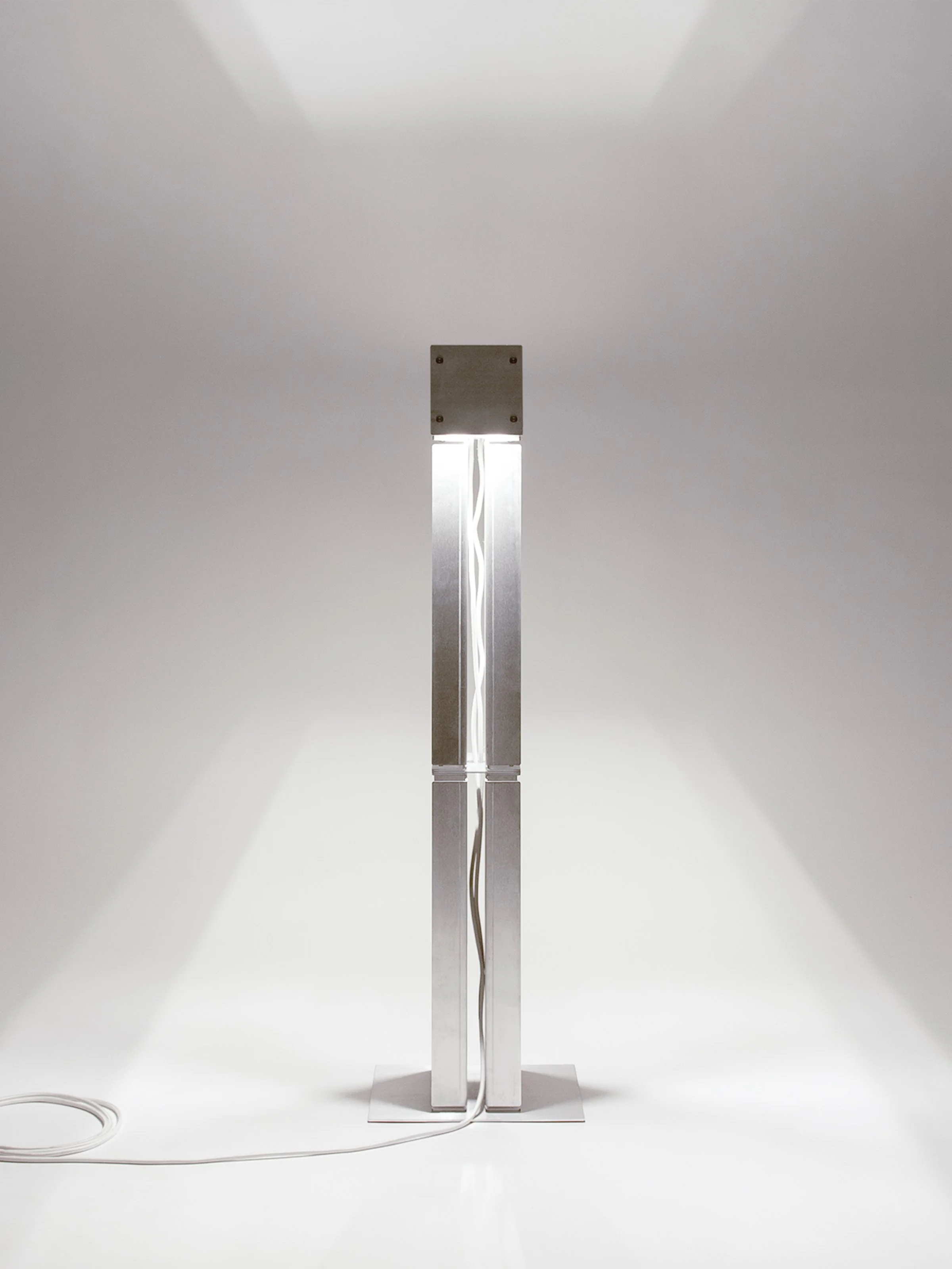 LAMP 001 - 3.jpg