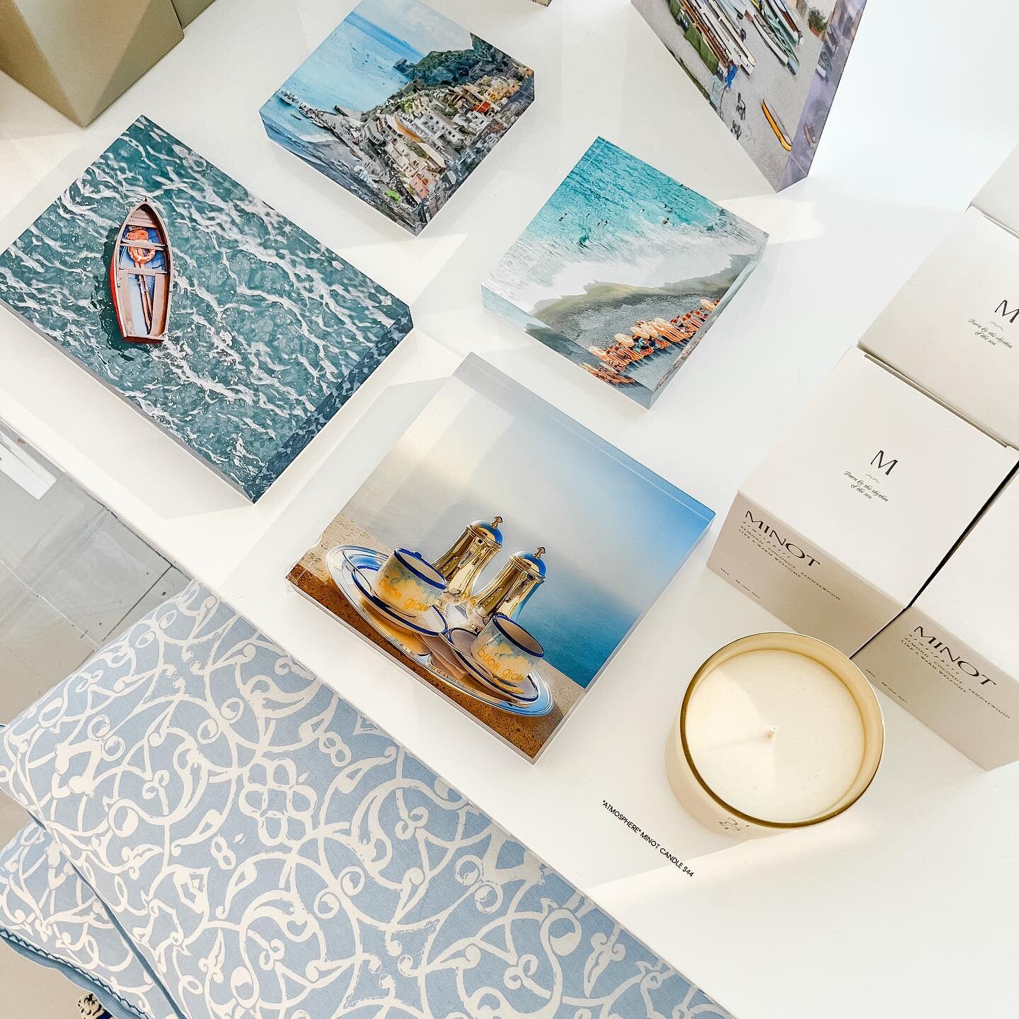 Congratulations @sarahdascophotography your studio is beautiful. If your local to #harwichport this summer, you need to check out Sarah&rsquo;s studio. It&rsquo;s a gorgeous space and her pieces are amazing.