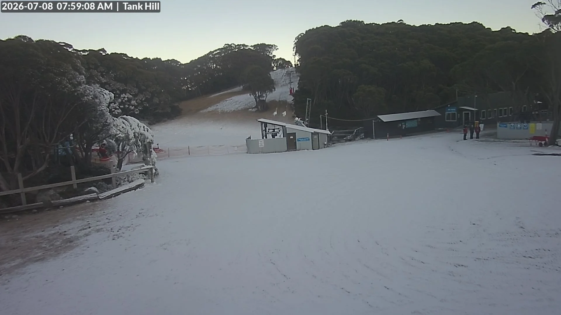       
  
     CURRENTLY -    BAW BAW   -Hut Run to tower 2 for skis and boards  -Frosti Hollow for toboggans  -Fair to poor snow play and photo opportunities  -patchy natural snow   SAINT GWINEAR   -Patchy snow above car park level. Nothing at car p