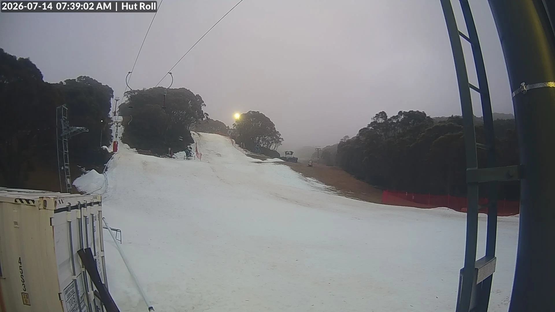       
  
     CURRENTLY -    BAW BAW   - Hut Run  to tower 2 for skis and boards  - Frosti Hollow  for toboggans  - Fair  snow play and photo opportunities  - Patchy average  natural snow   SAINT GWINEAR   -No snow at the car park.  -Snow shoes acro