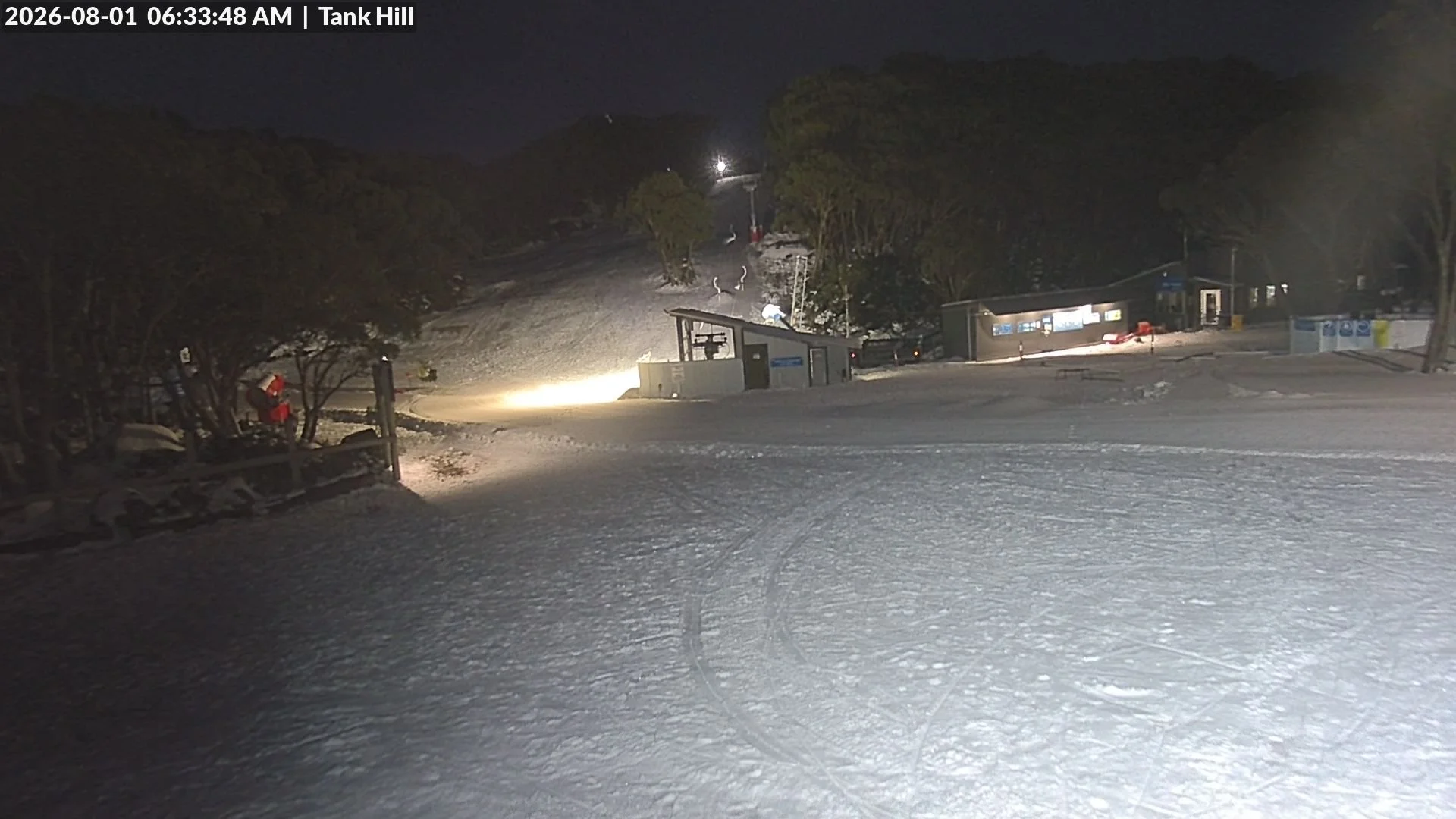       
  
     CURRENTLY -    BAW BAW AND SAINT GWINEAR HAVE SNOW    - Hut Run and Summit OPEN  to the top for skis and boards   -20cm  average snow depth  - Frosti Hollow  for toboggans  - EXCELLENT  snow play   SAINT GWINEAR   - 12CM OF SNOW  at th
