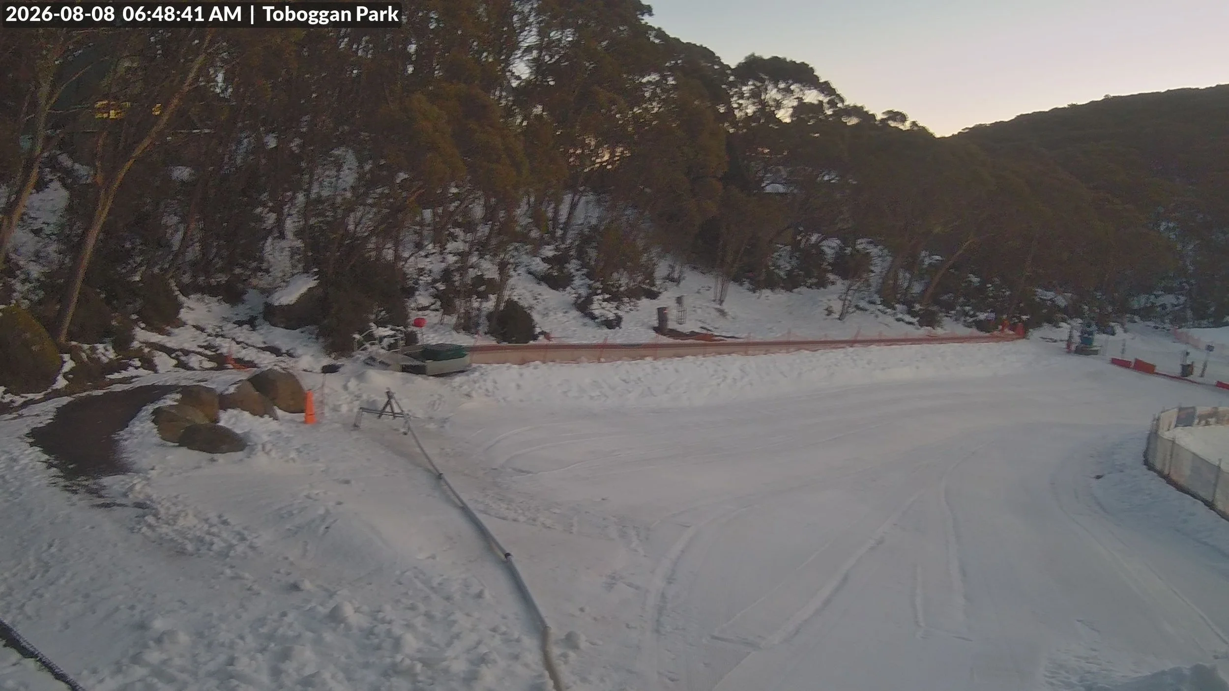       
  
     BAW BAW AND SAINT GWINEAR HAVE SNOW   - Hut Run, Summit and Tank Hill and Magic carpet OPEN  for skis and boards  - 0cm fresh snowfall    -X country trails-  Summit, Beech, Latrobe, McMillans and Village trail west  ALL VERY GOOD  whil