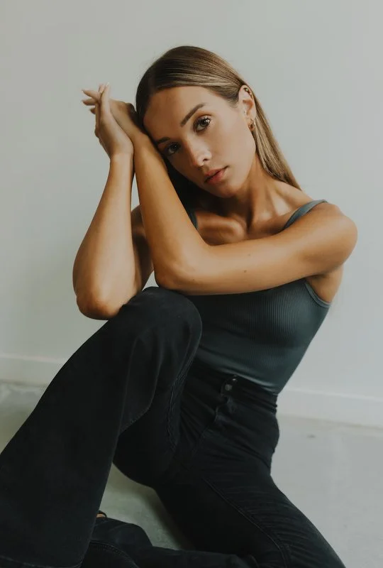 Julia-DMM-03 copy 2.JPG