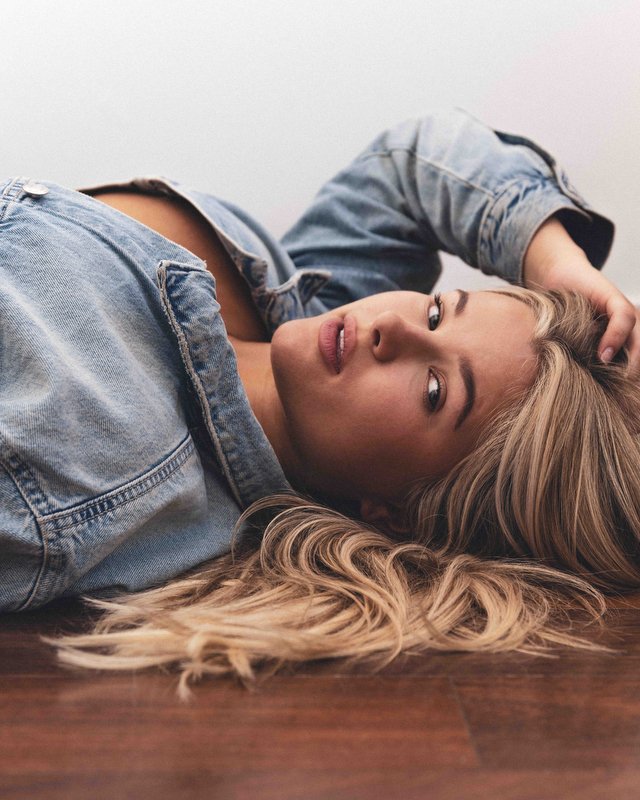 AvaK-DMM-05 copy 2.JPG