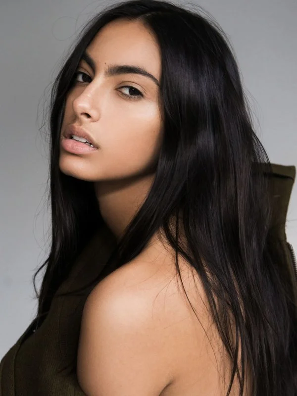 Anisa-DMM-02 copy 2.JPG