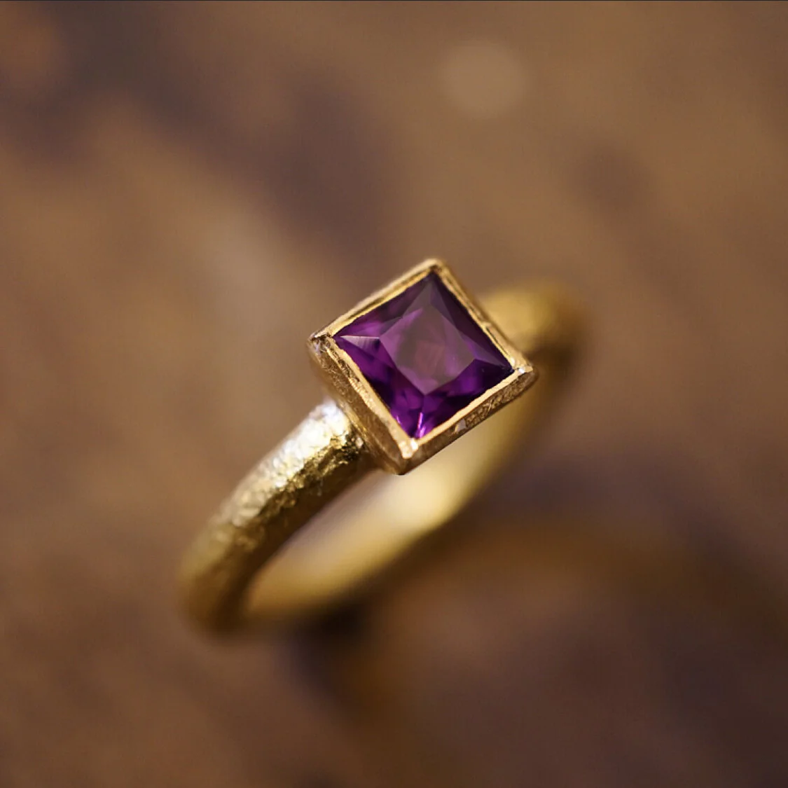 27FDB9A7-5AB8-4B8F-A275-81DFF7F915F4