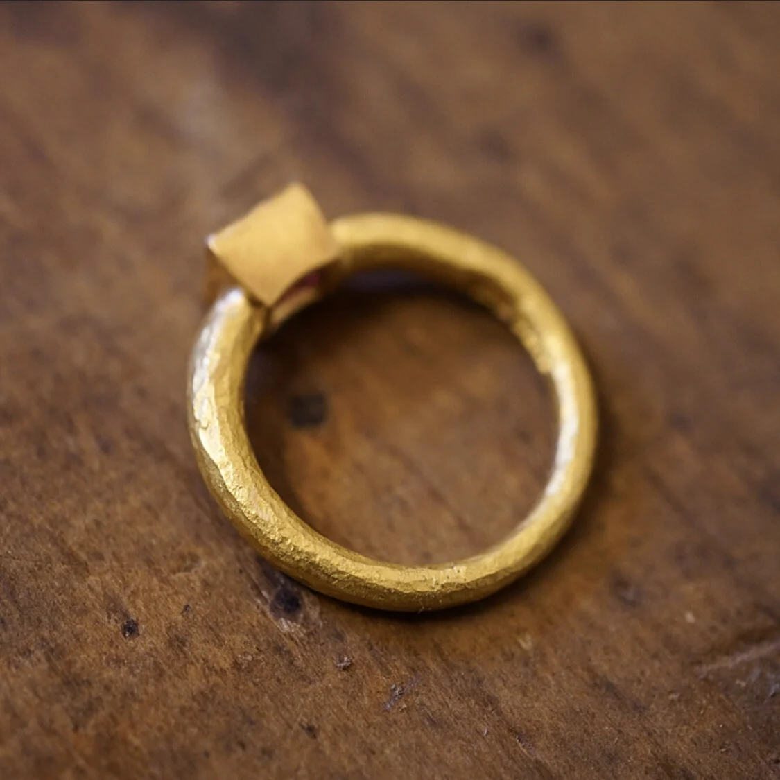 0BC00BC4-EAE6-40F8-8E1F-CF17CBBBB73E