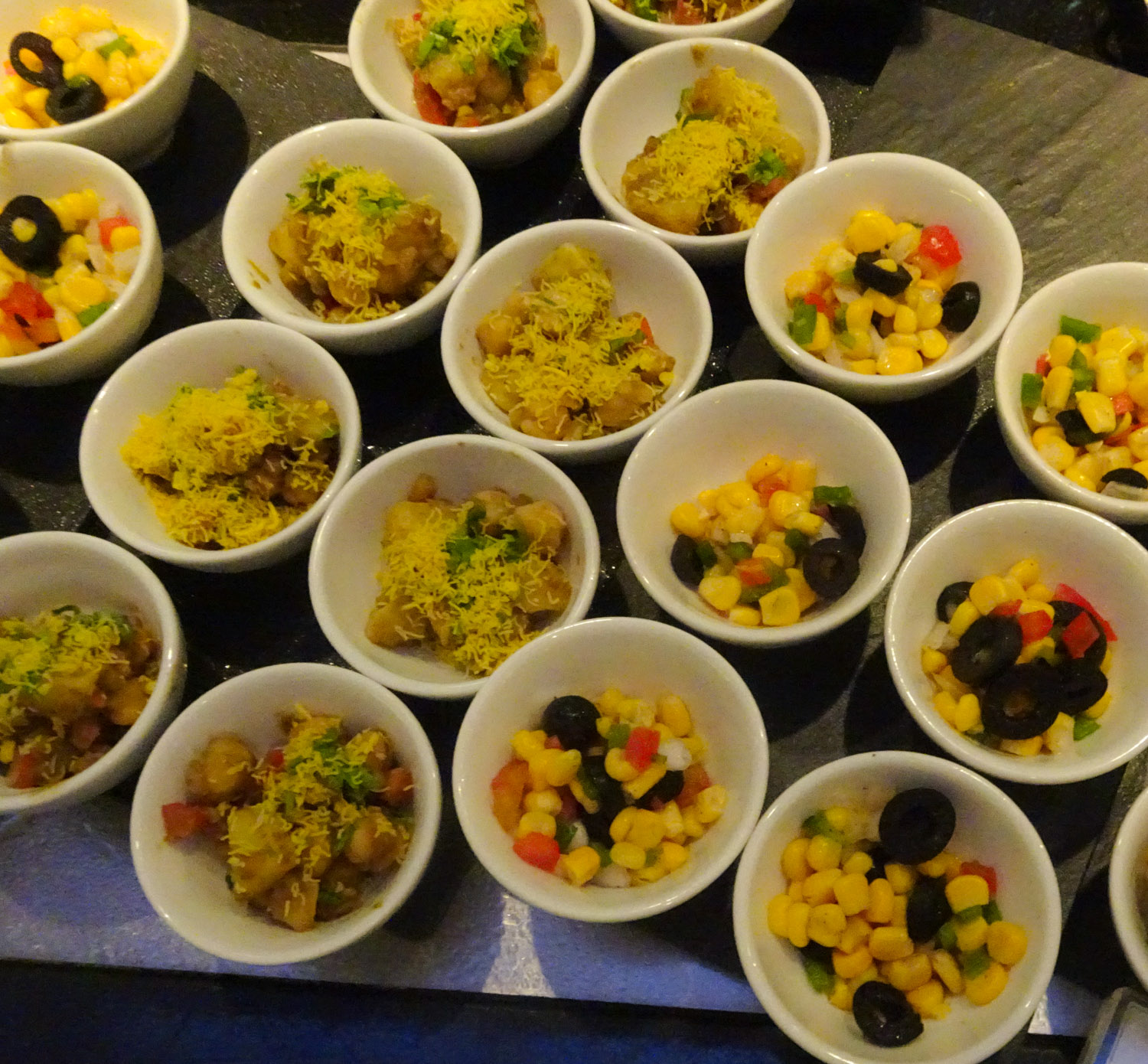 Happy Hour - JW Marriott Marquis Dubai Executive Lounge Photo: Calvin Wood