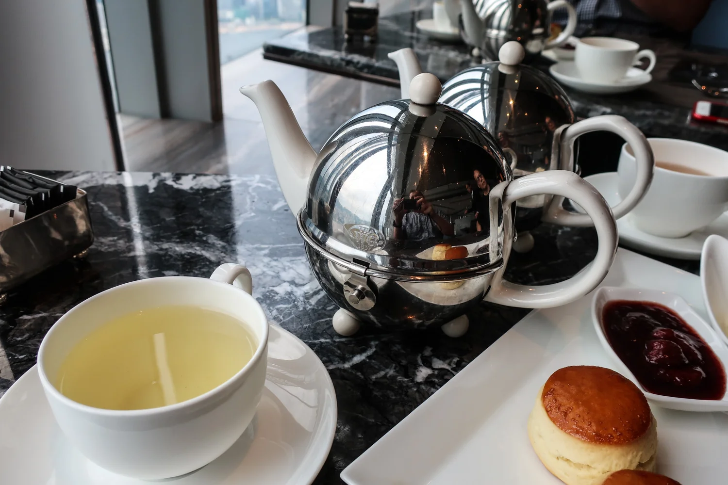 Lots of Tea Options at the Ritz Carlton Hong Kong Photo: Calvin Wood