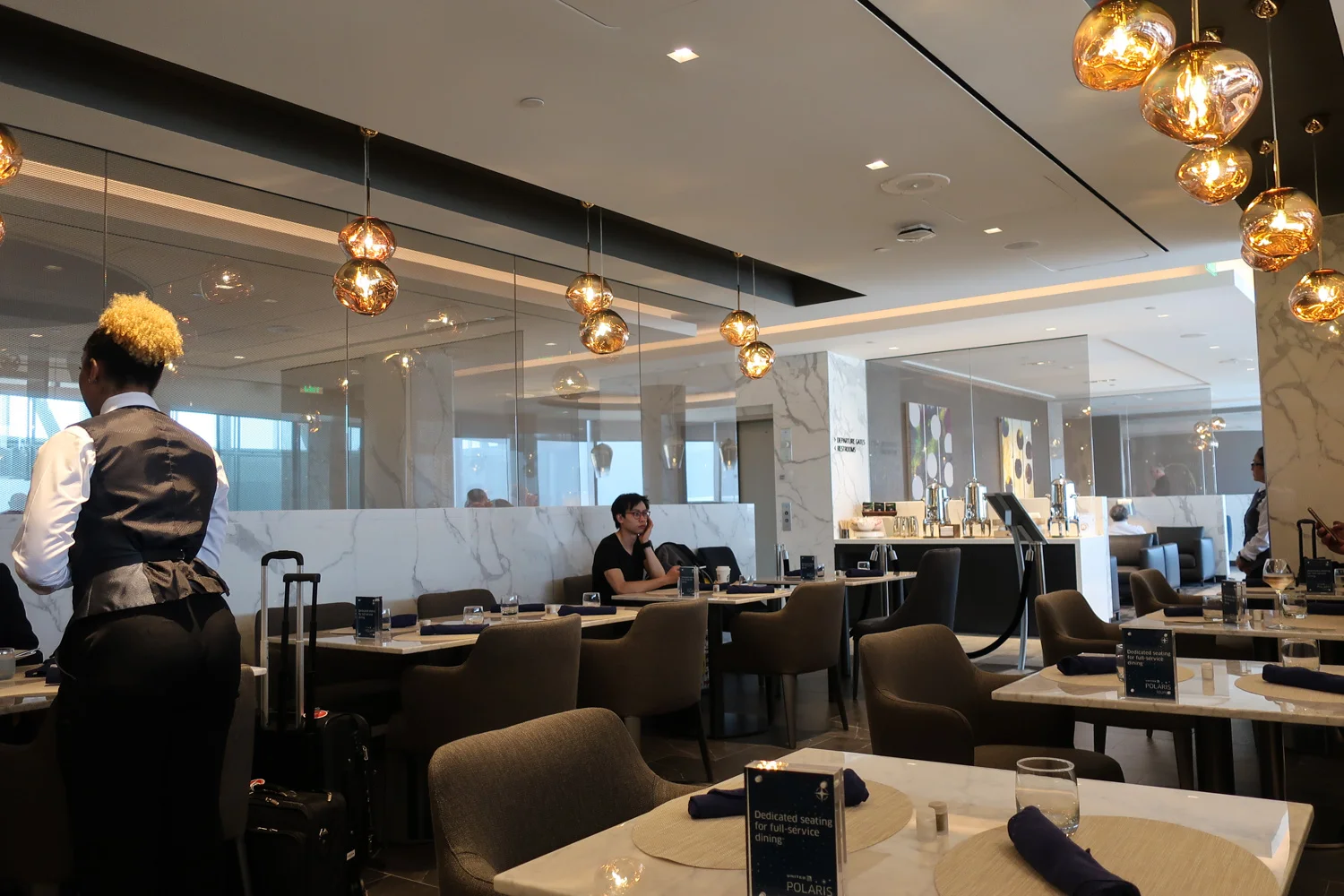 Full Service Dining Area - Houston Polaris Lounge Photo: Calvin Wood