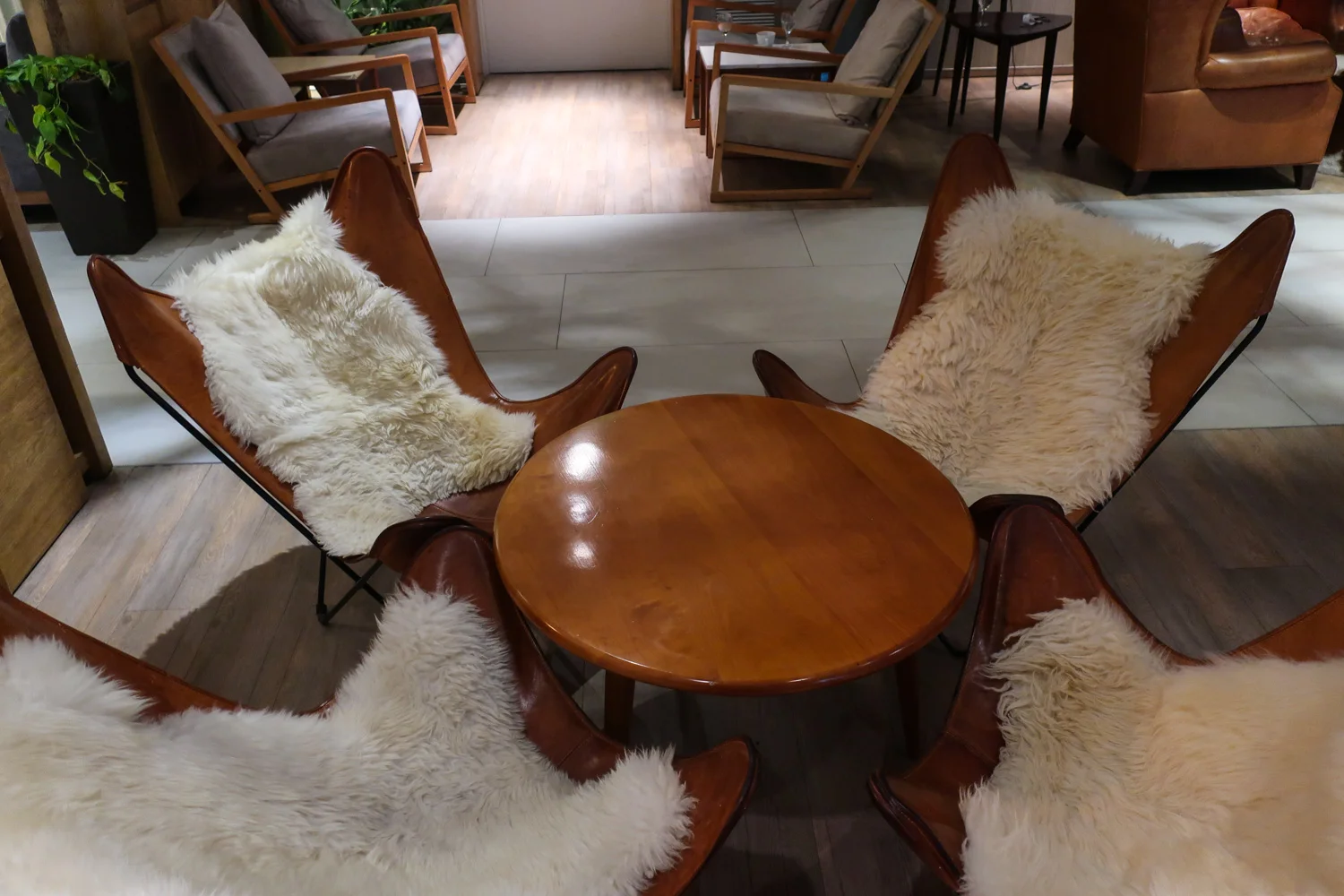 Seating - Lots of Leather and Wool - Star Alliance Lounge - EZE Photo: Calvin Wood
