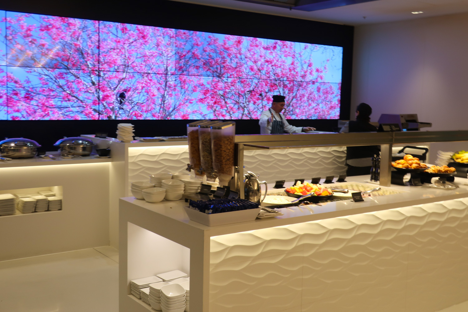 Breakfast Nook - With French Toast Maker! Air New Zealand Lounge Sydney Photo: Calvin Wood