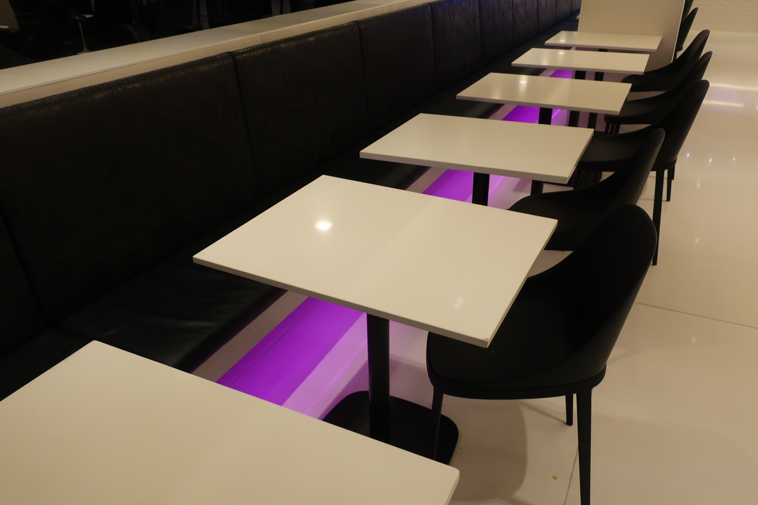 Dining Area - Air New Zealand Lounge Sydney Photo: Calvin Wood
